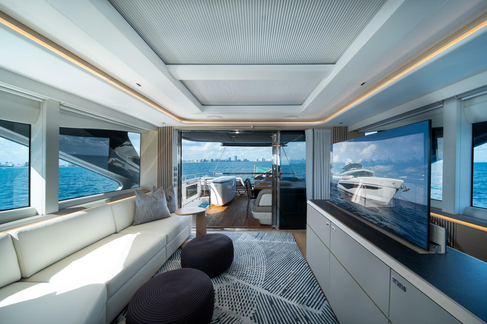 2025 Princess X80 — photo 53