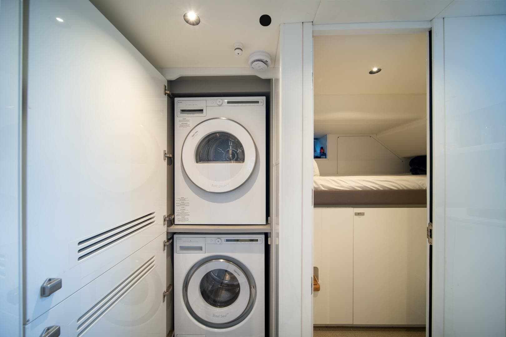 2025 Princess X80 — photo 66