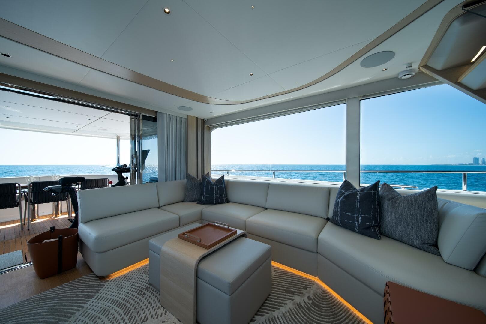 2025 Princess X80 — photo 10