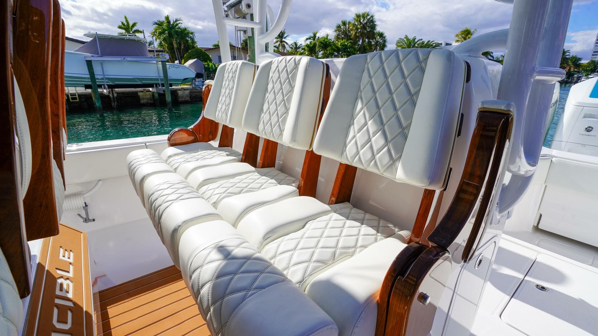 2024 Invincible 43 Open — photo 20