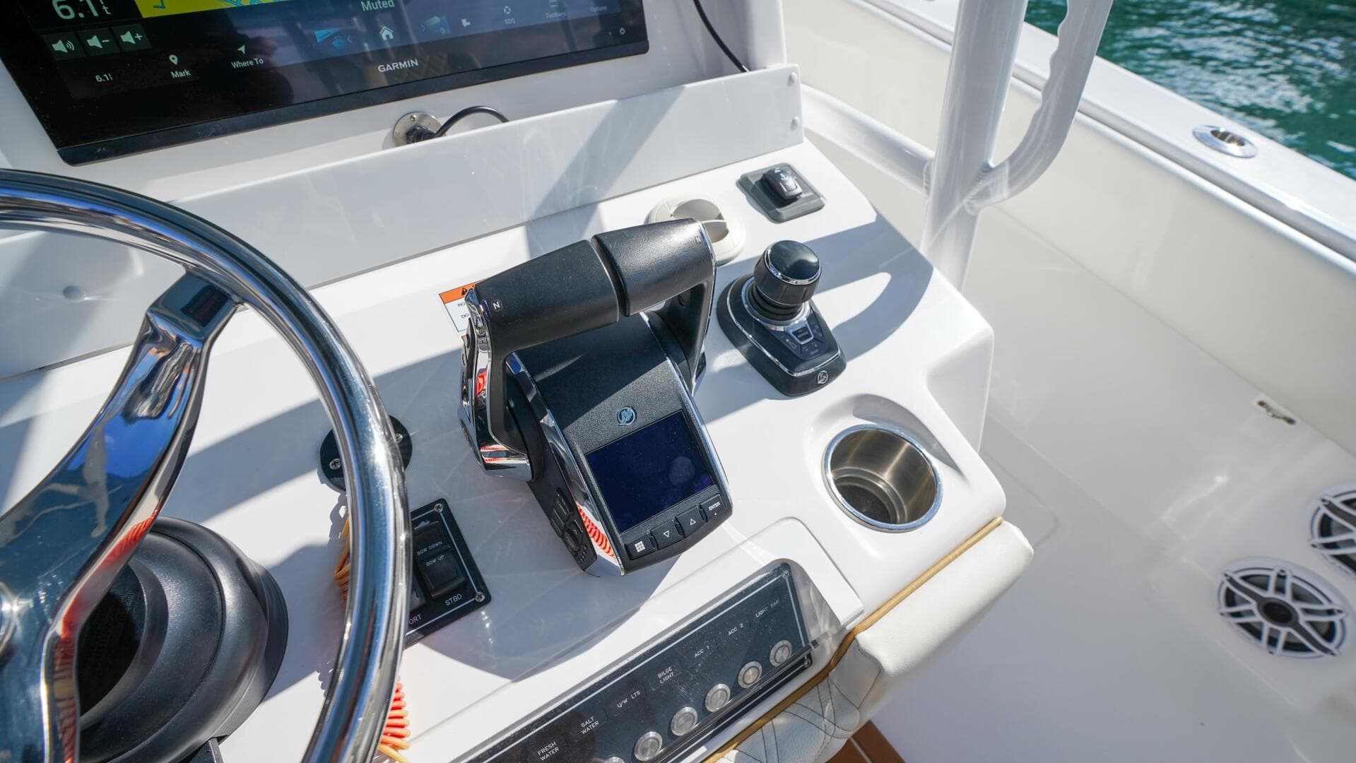 2024 Invincible 43 Open — photo 25