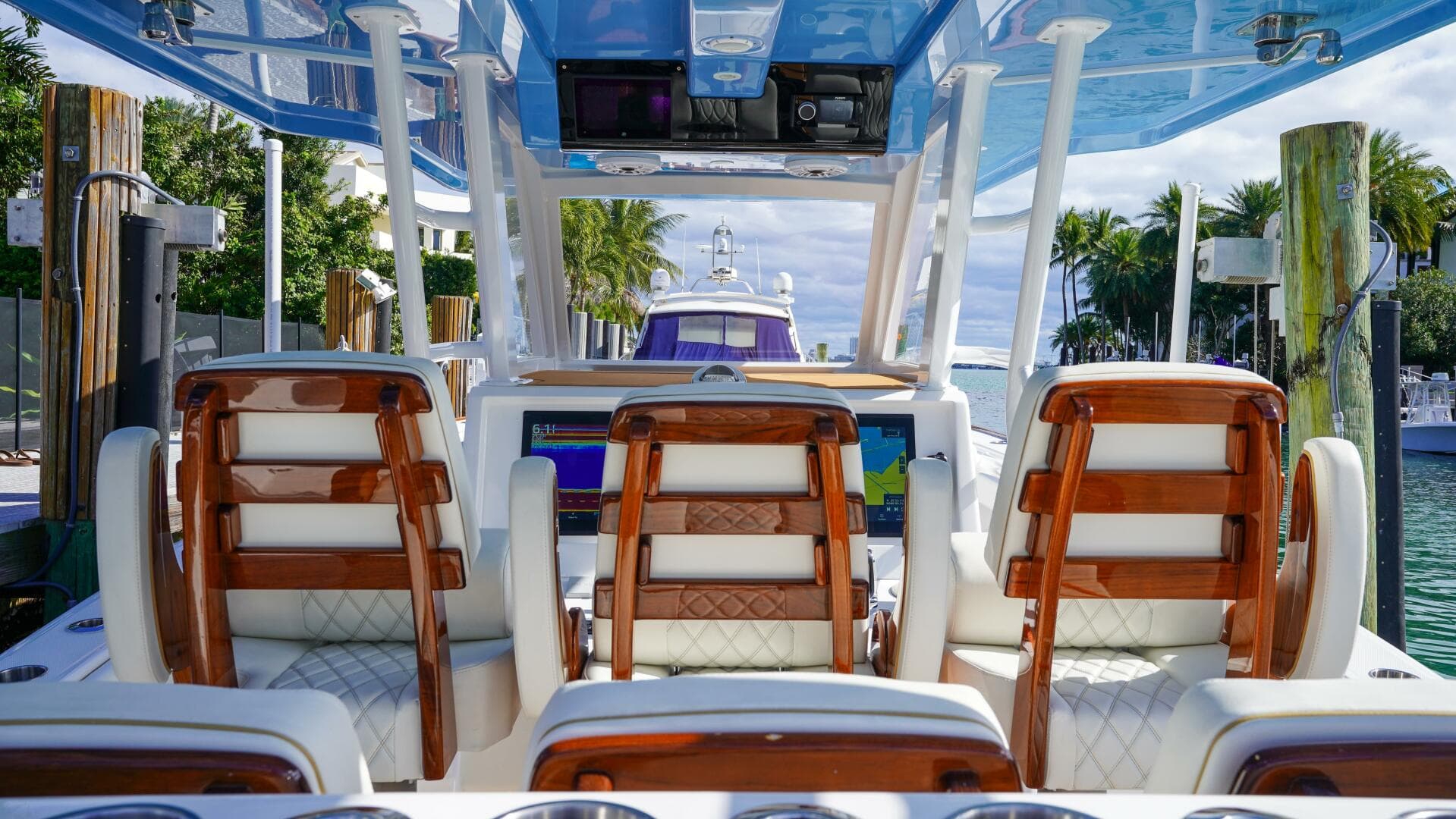 2024 Invincible 43 Open — photo 19