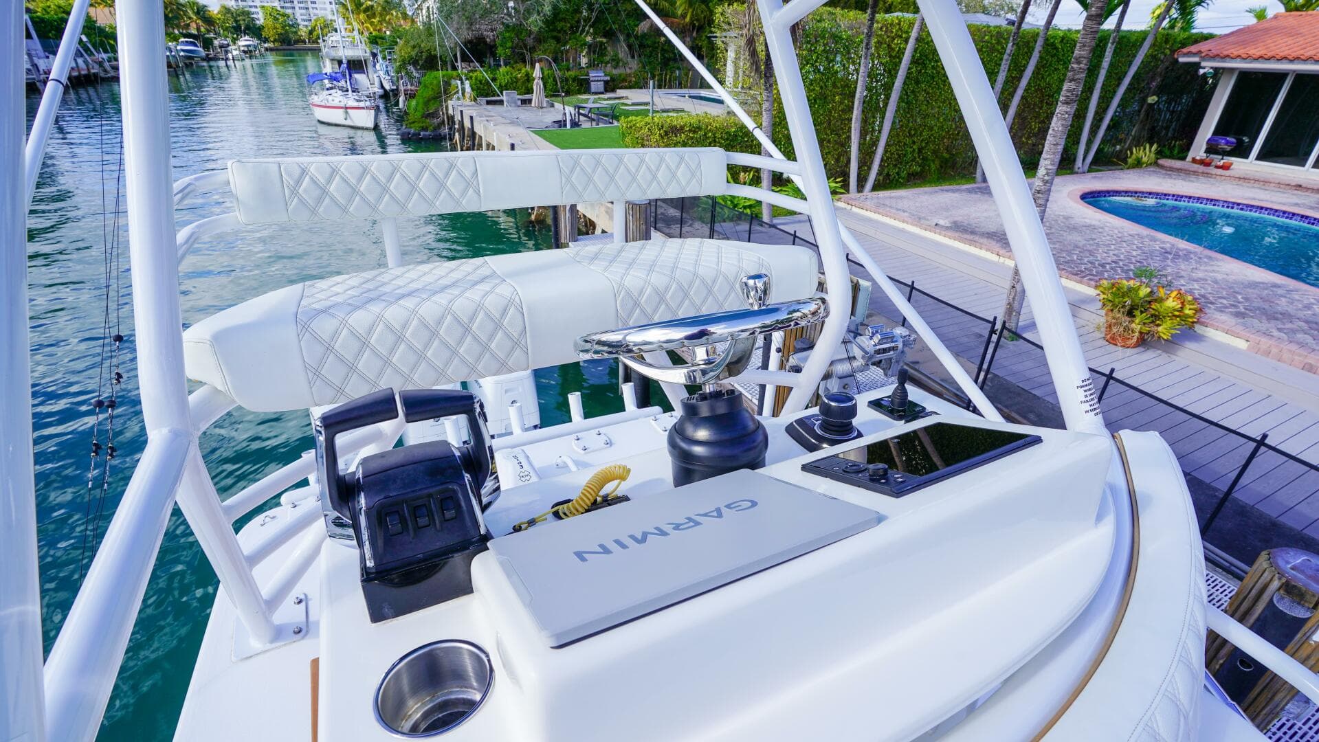 2024 Invincible 43 Open — photo 43