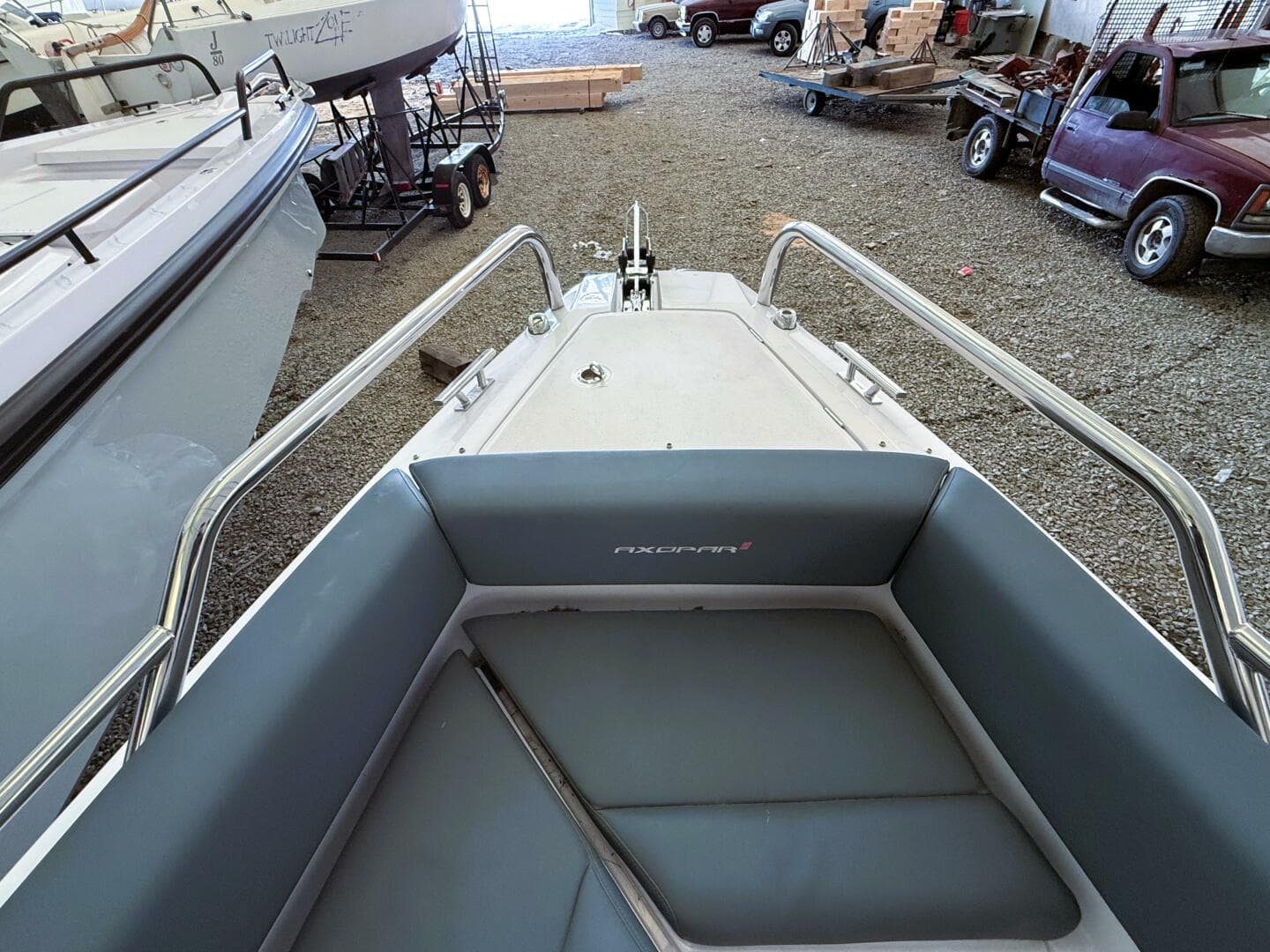 2022 Axopar 28 Cabin — photo 9