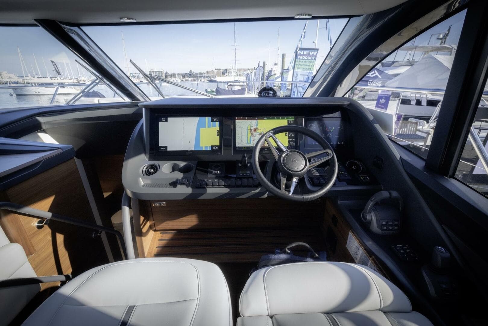 2026 Princess V55 — photo 37