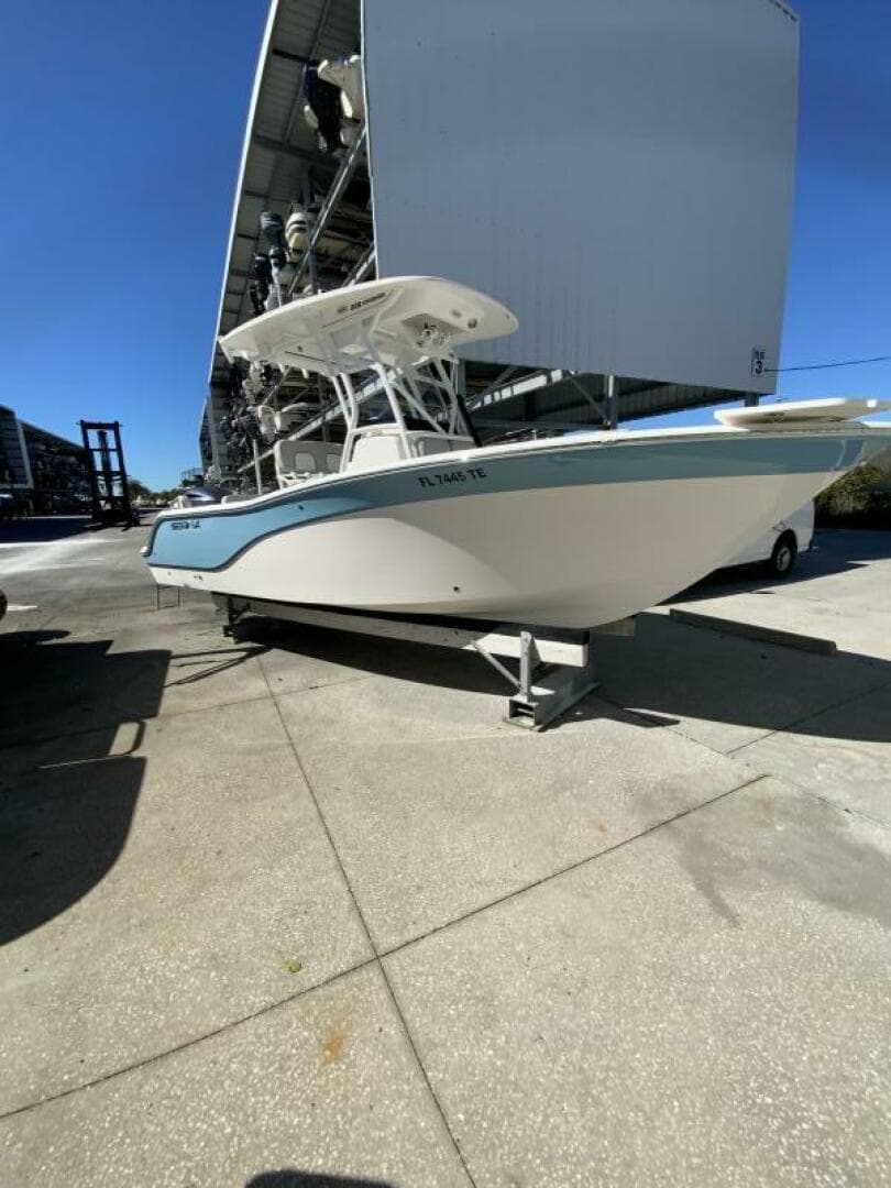 2022 Sea Fox 228 Commander