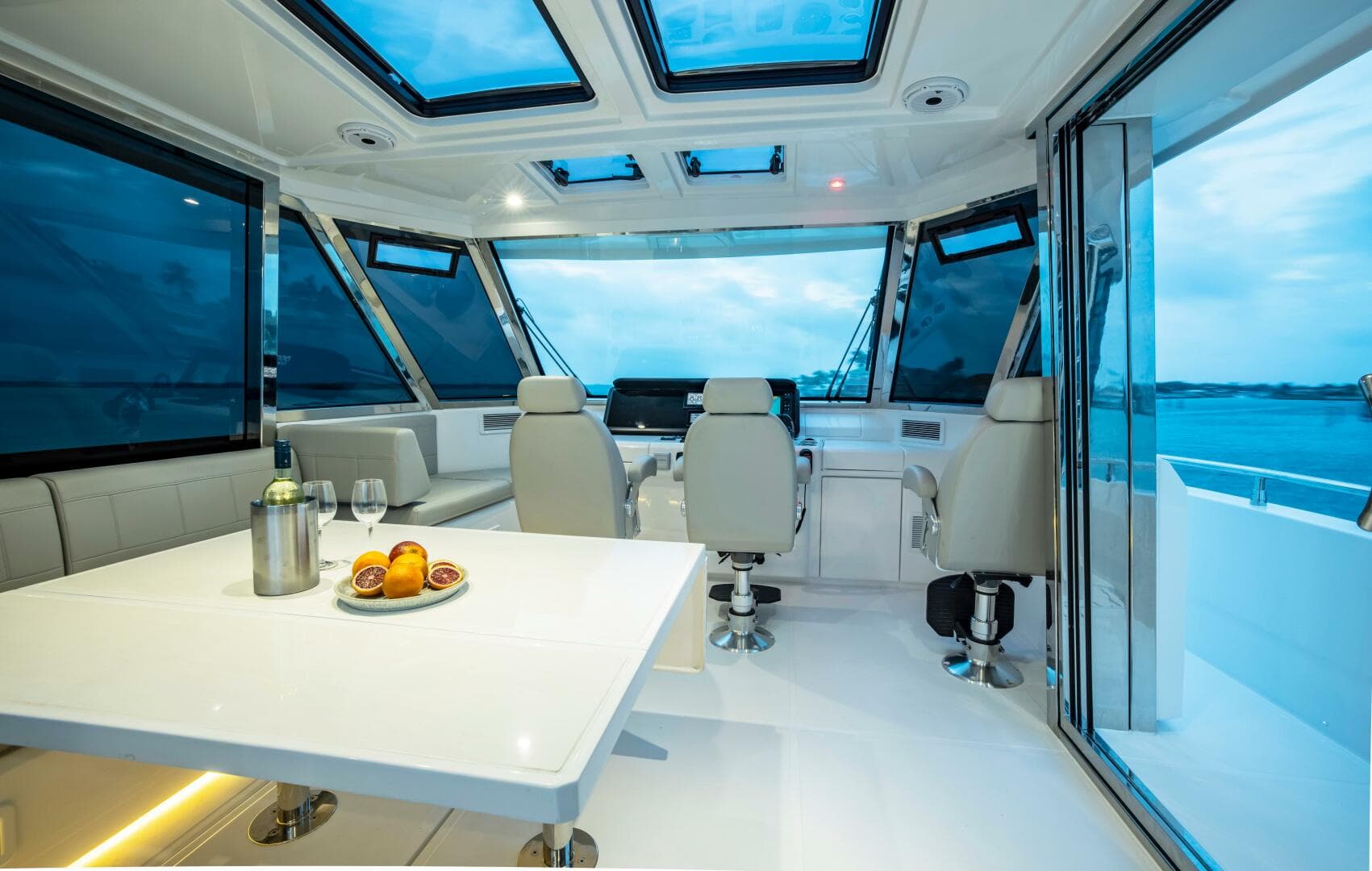 2024 Aquila 54 Yacht — photo 12