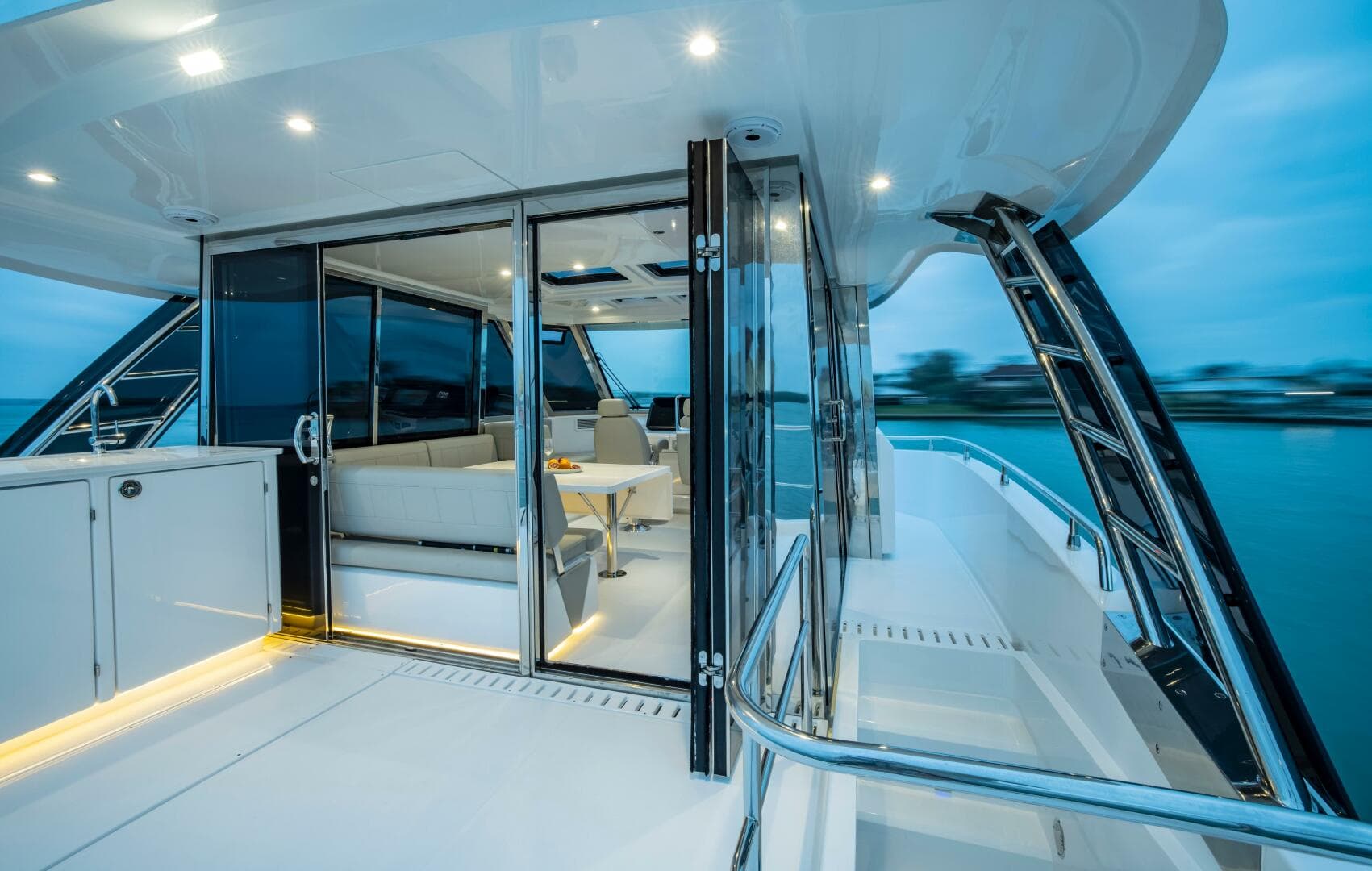 2024 Aquila 54 Yacht — photo 11