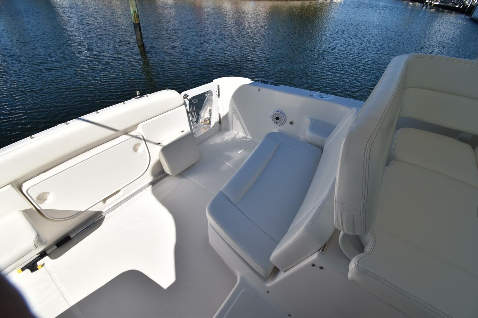 2006 Tiara Yachts — photo 11
