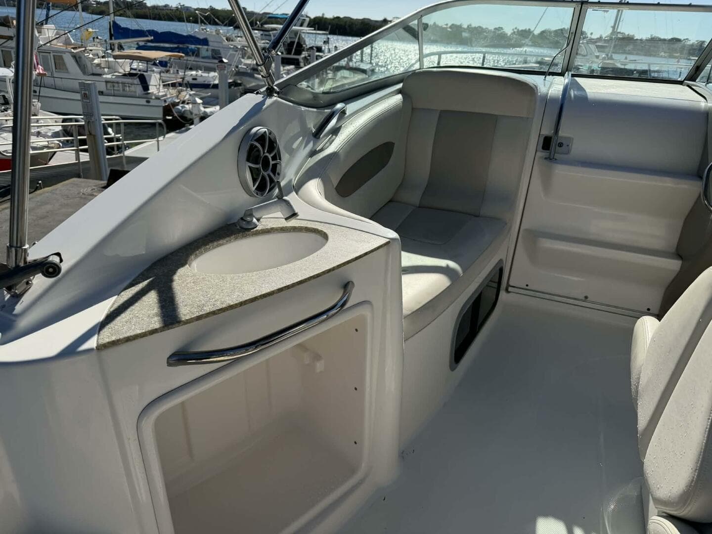 2008 Chaparral 250 Signature — photo 18