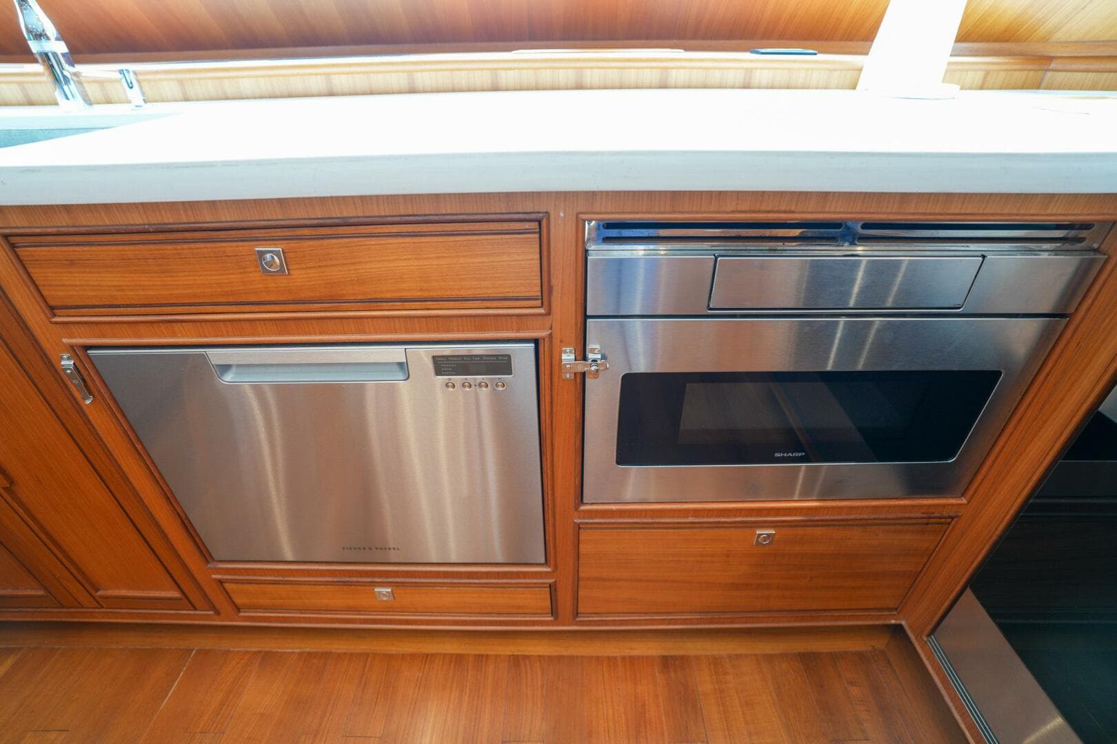 2022 Marlow Explorer 62E-Cb — photo 27