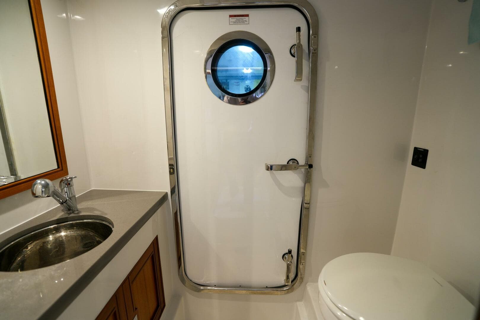 2022 Marlow Explorer 62E-Cb — photo 80