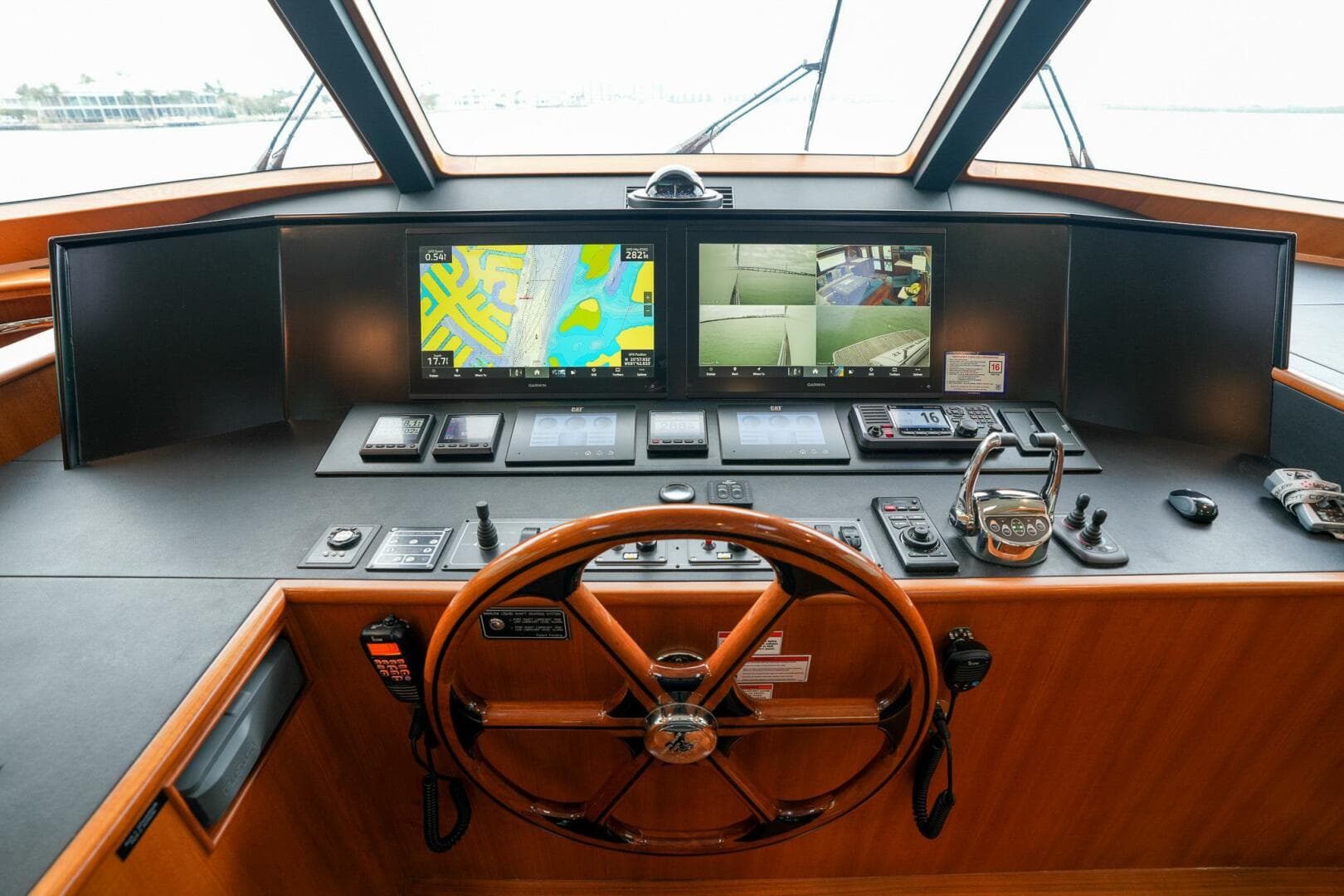 2022 Marlow Explorer 62E-Cb — photo 2