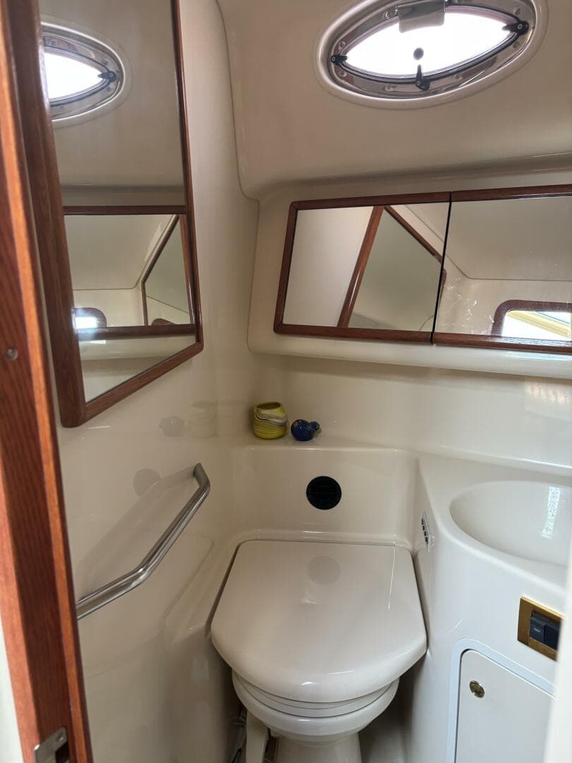 2000 Sea Ray 420 Aft Cabin — photo 27