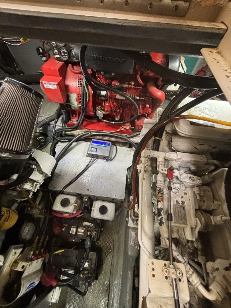 2000 Sea Ray 420 Aft Cabin — photo 32