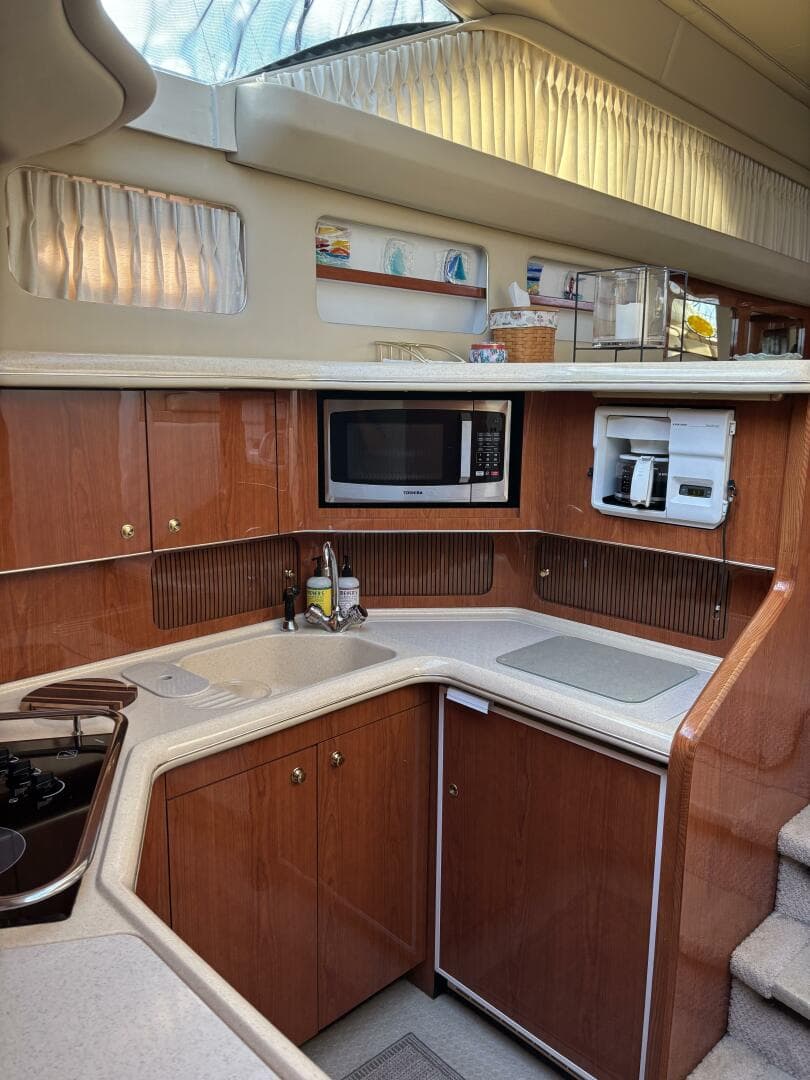 2000 Sea Ray 420 Aft Cabin — photo 14