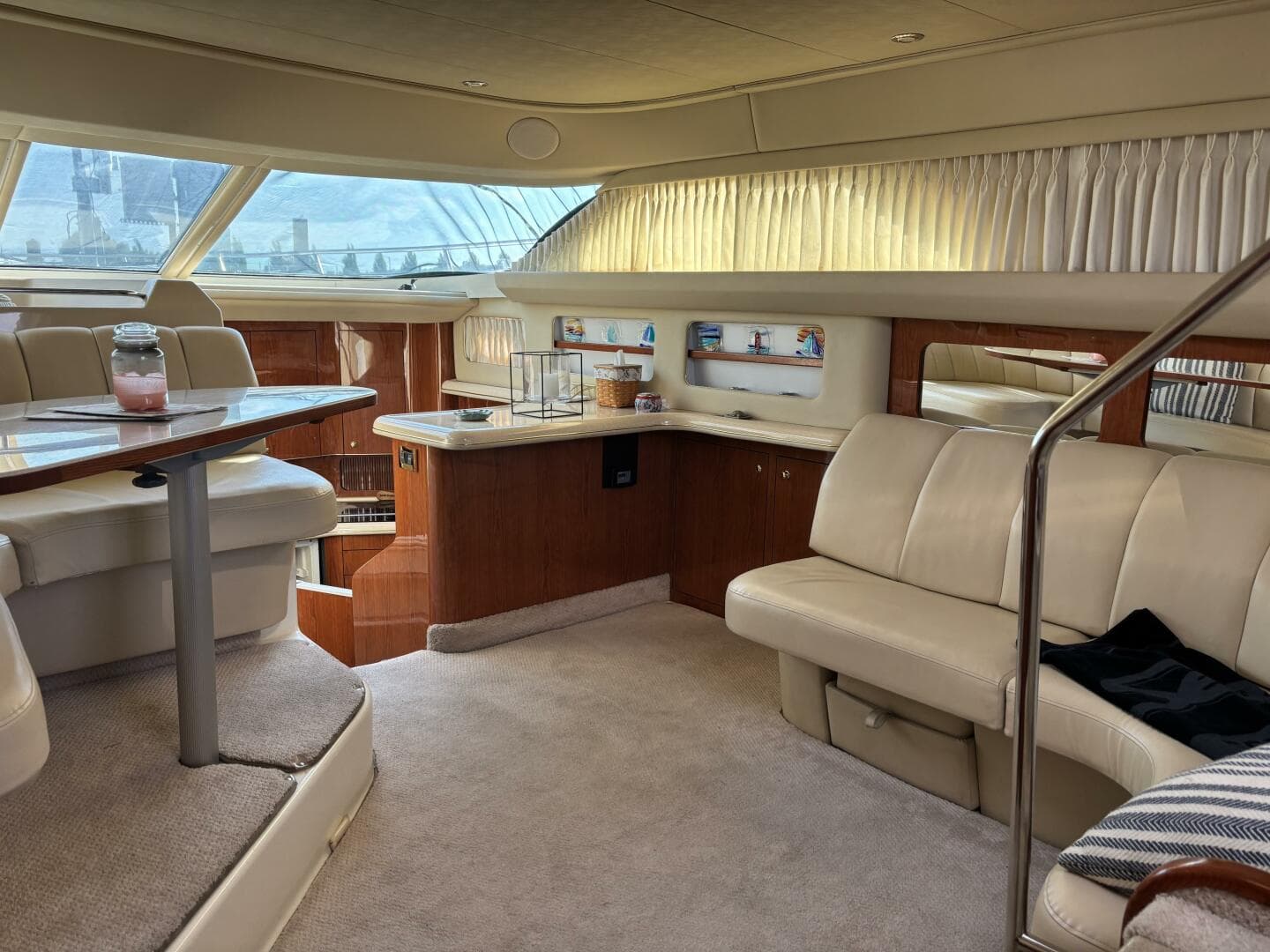2000 Sea Ray 420 Aft Cabin — photo 10