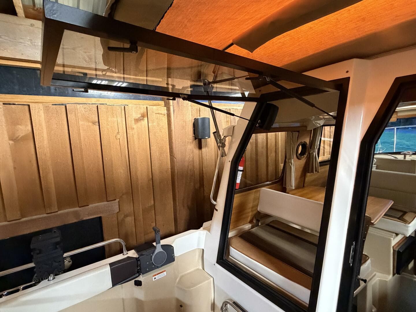 2017 Ranger Tugs — photo 8