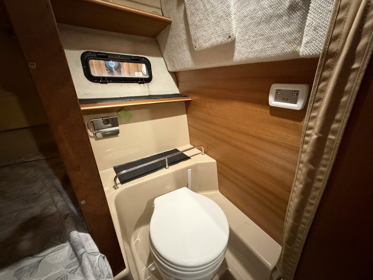 2017 Ranger Tugs — photo 32