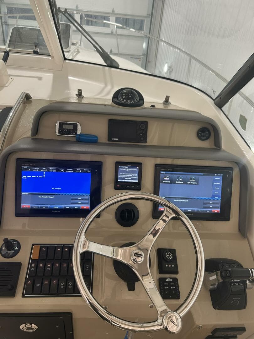 2016 Pursuit OS 385 Offshore — photo 7