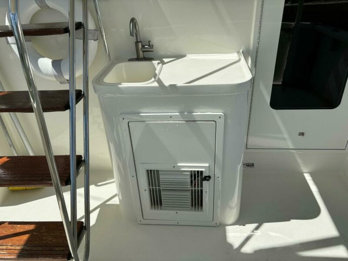 2004 Sabreline 36 Sedan — photo 22