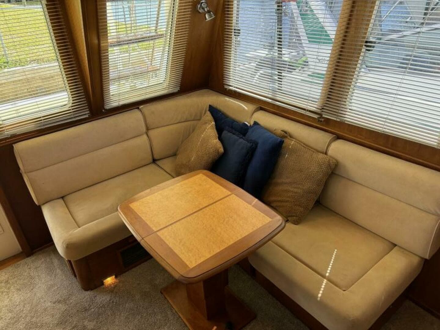 2004 Sabreline 36 Sedan — photo 41