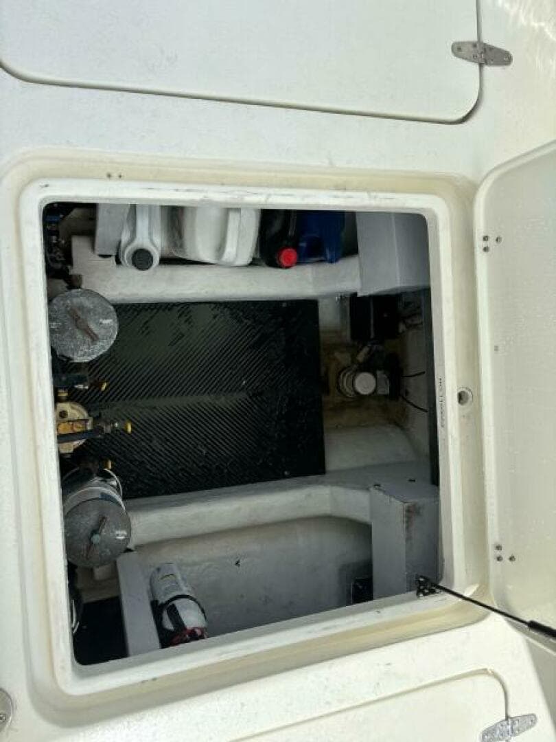 2004 Sabreline 36 Sedan — photo 26