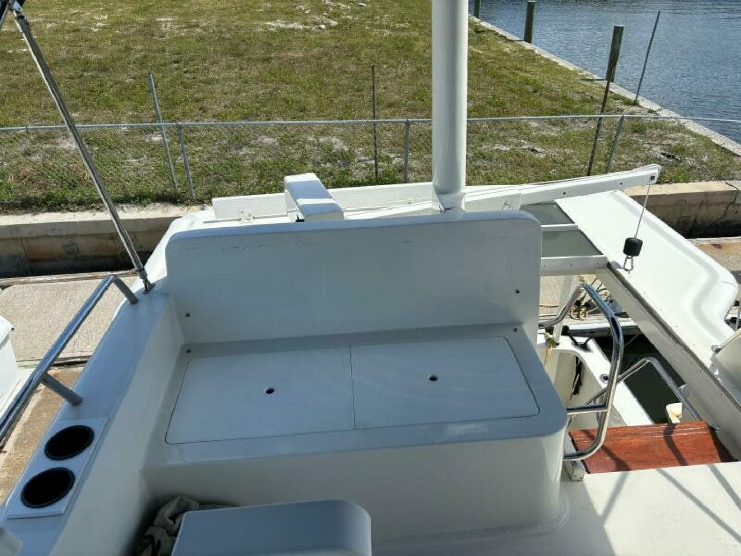 2004 Sabreline 36 Sedan — photo 12