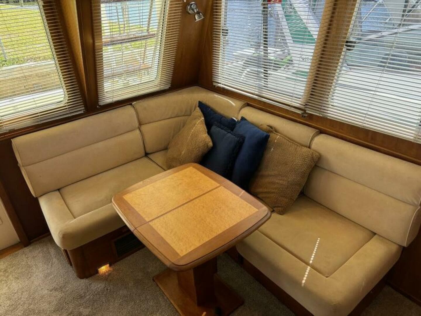 2004 Sabreline 36 Sedan — photo 40