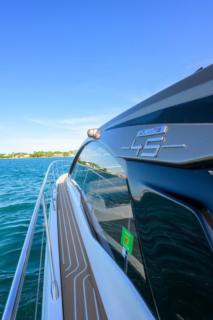 2020 Azimut 45 Atlantis — photo 16