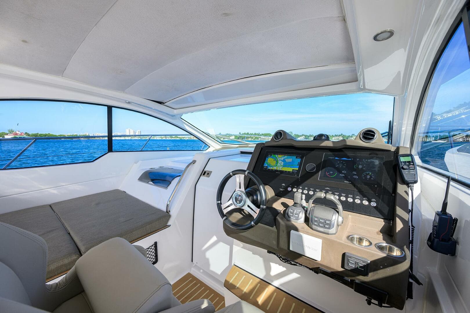 2020 Azimut 45 Atlantis — photo 25