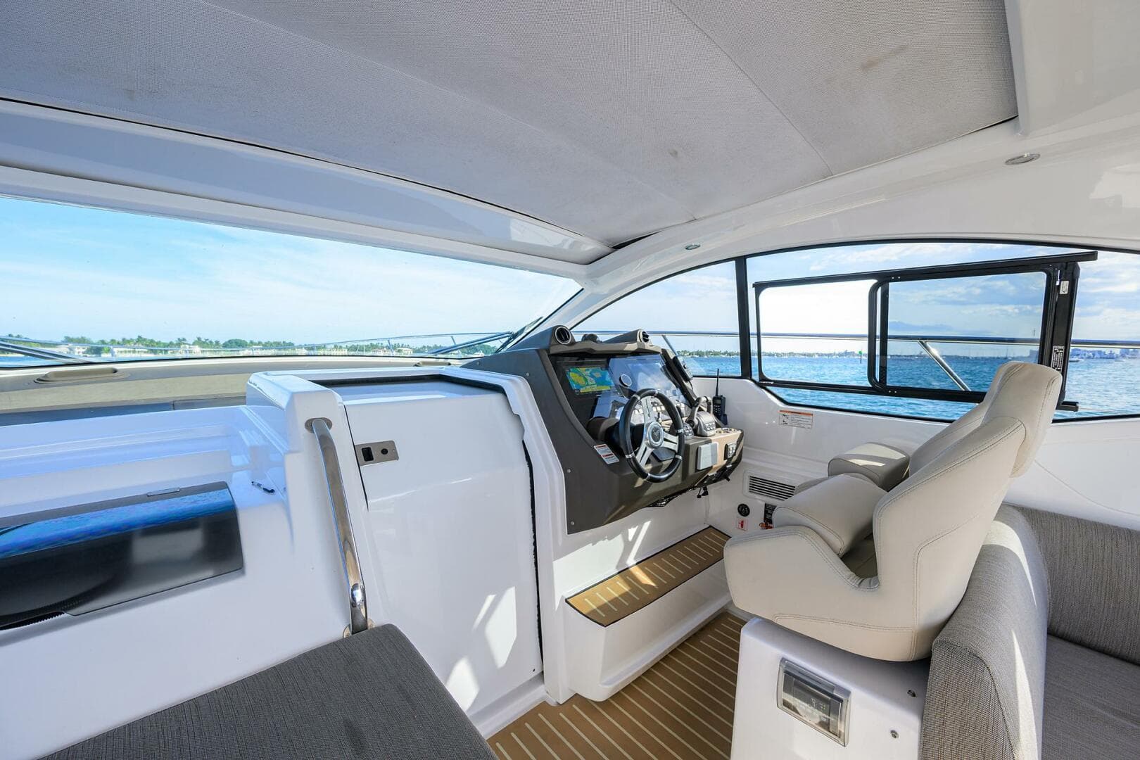 2020 Azimut 45 Atlantis — photo 29