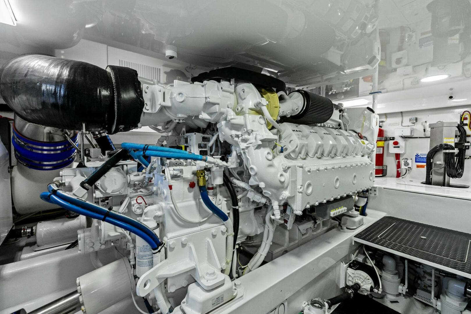 2023 Viking 54 Convertible — photo 66