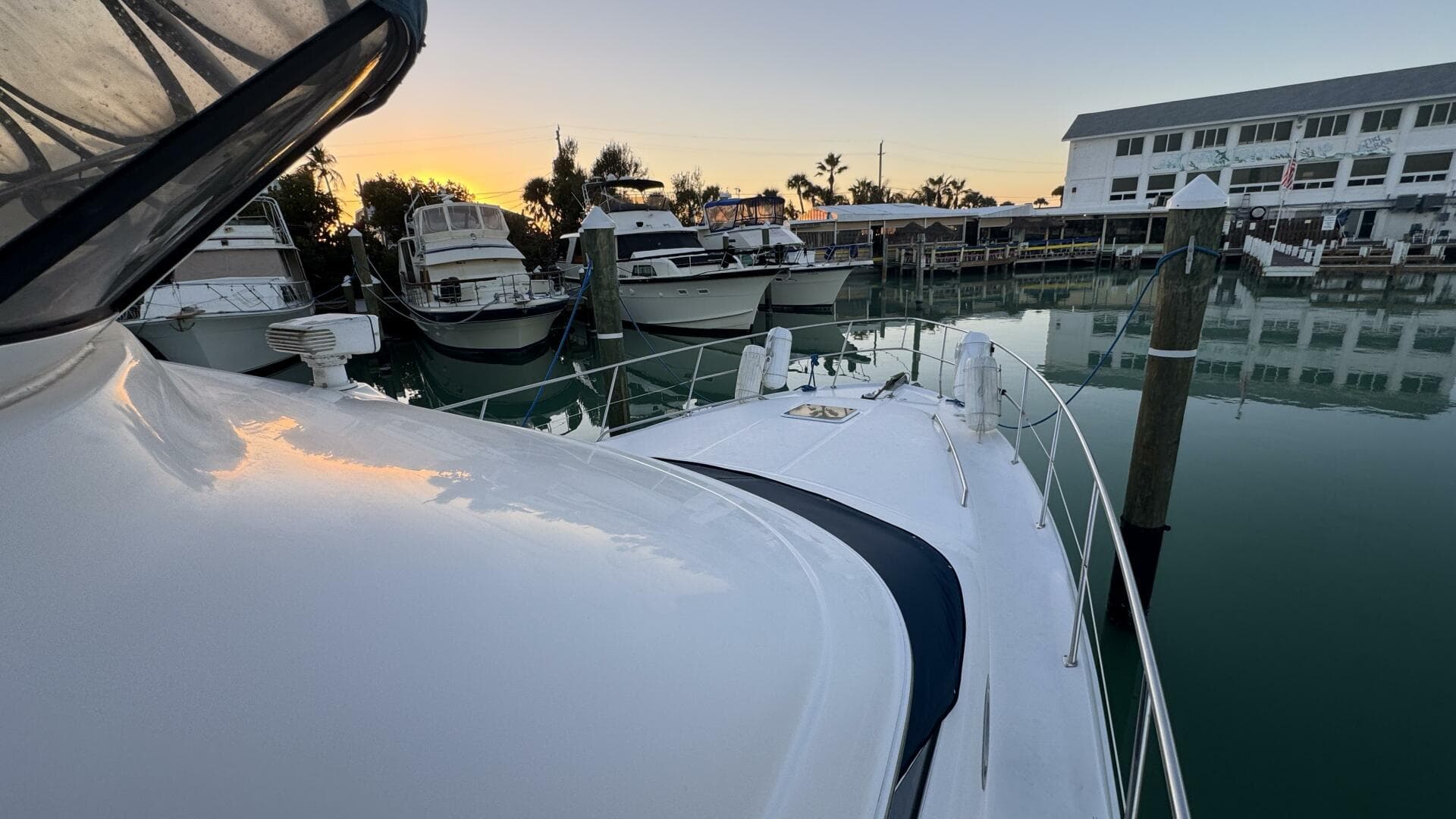 2000 Sea Ray 420 Aft Cabin — photo 64