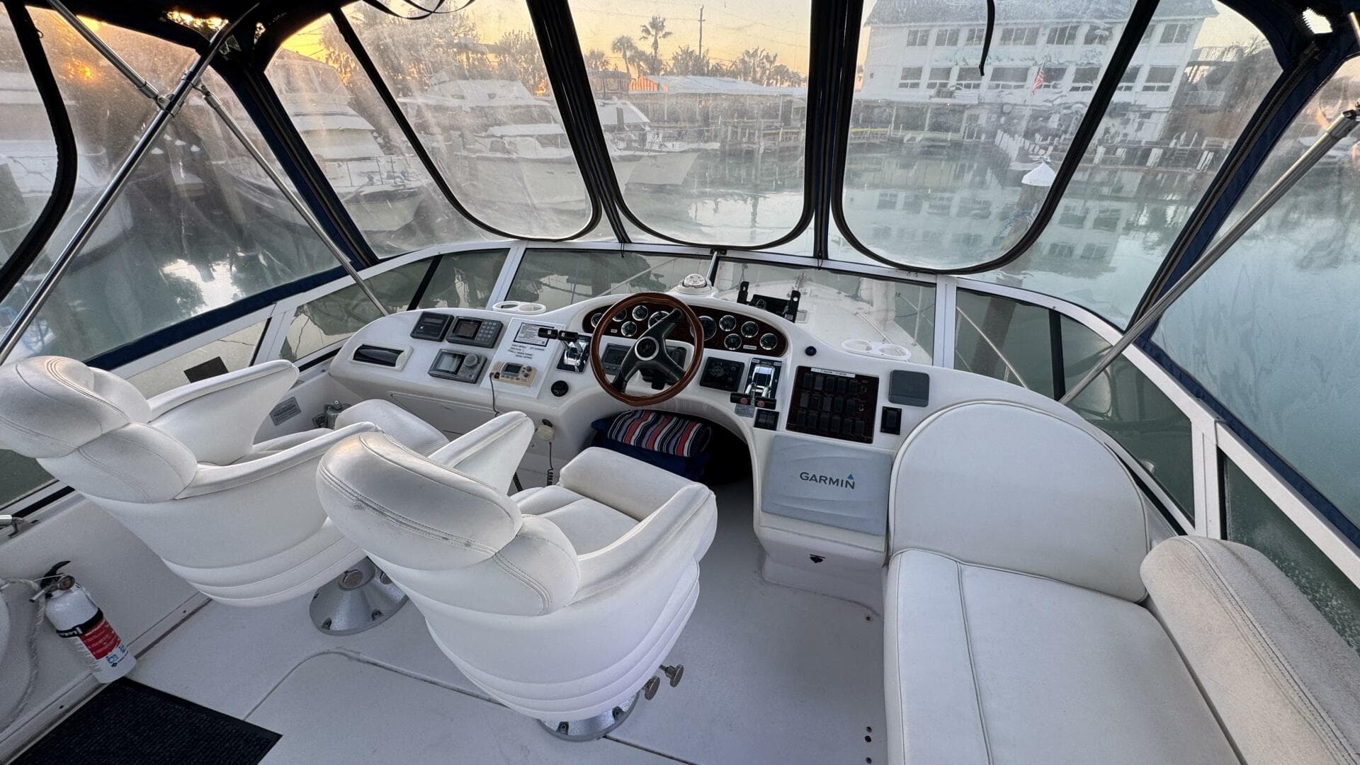 2000 Sea Ray 420 Aft Cabin — photo 21