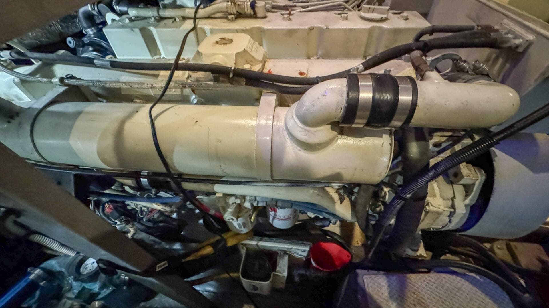 2000 Sea Ray 420 Aft Cabin — photo 52