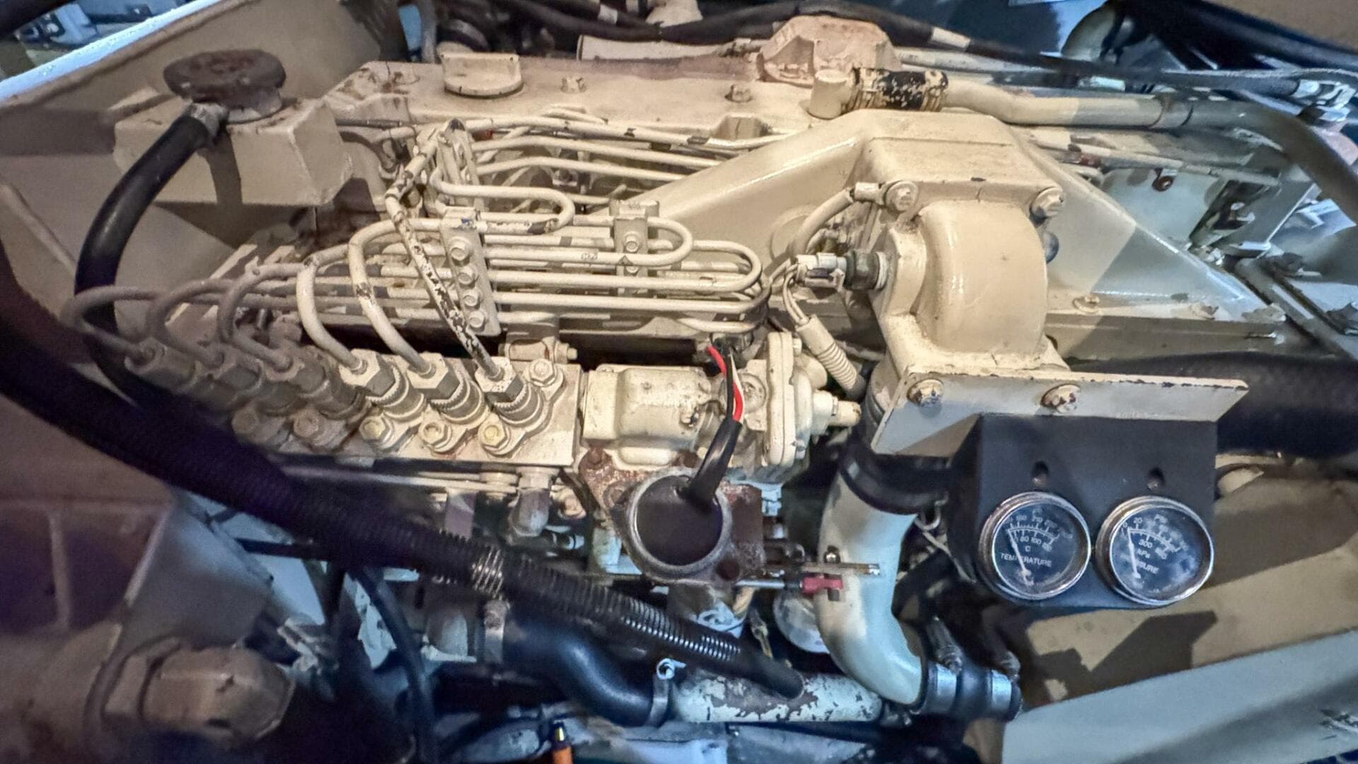 2000 Sea Ray 420 Aft Cabin — photo 56