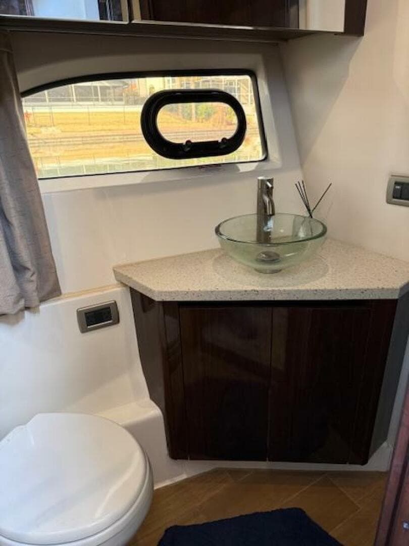 2016 Sea Ray 40 Sundancer — photo 16