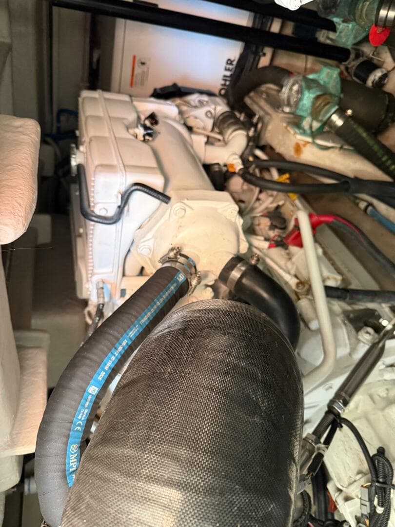 2016 Sea Ray 40 Sundancer — photo 27