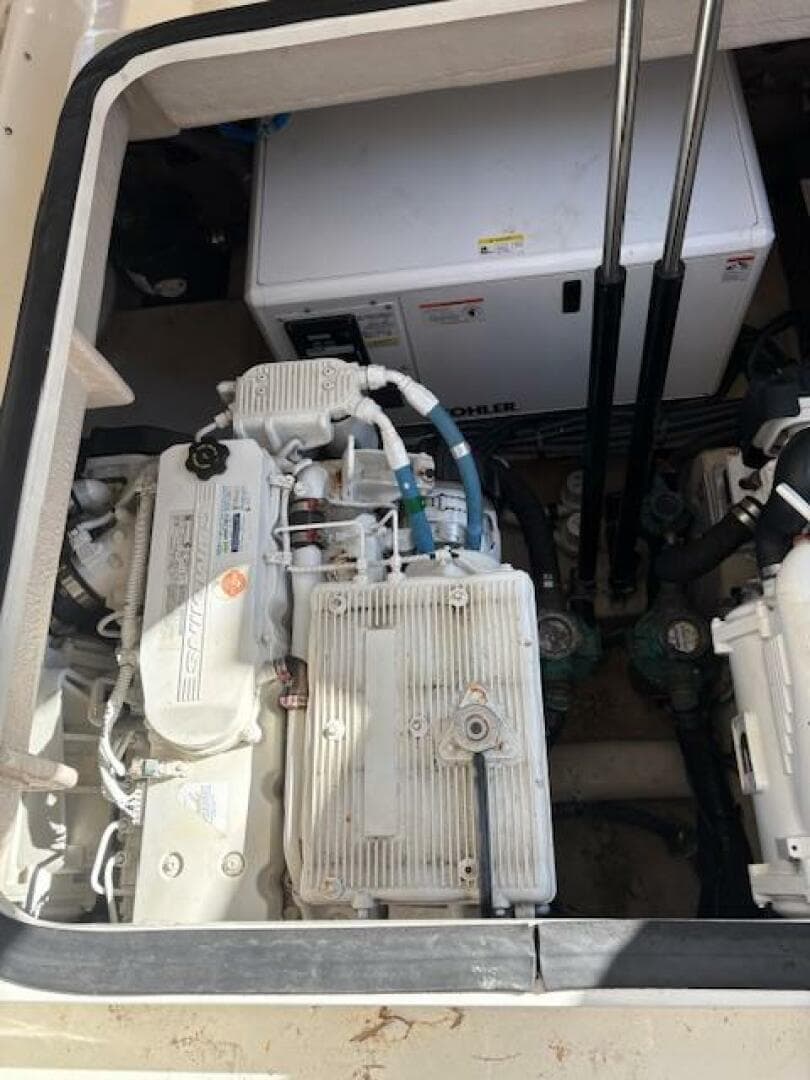 2016 Sea Ray 40 Sundancer — photo 30