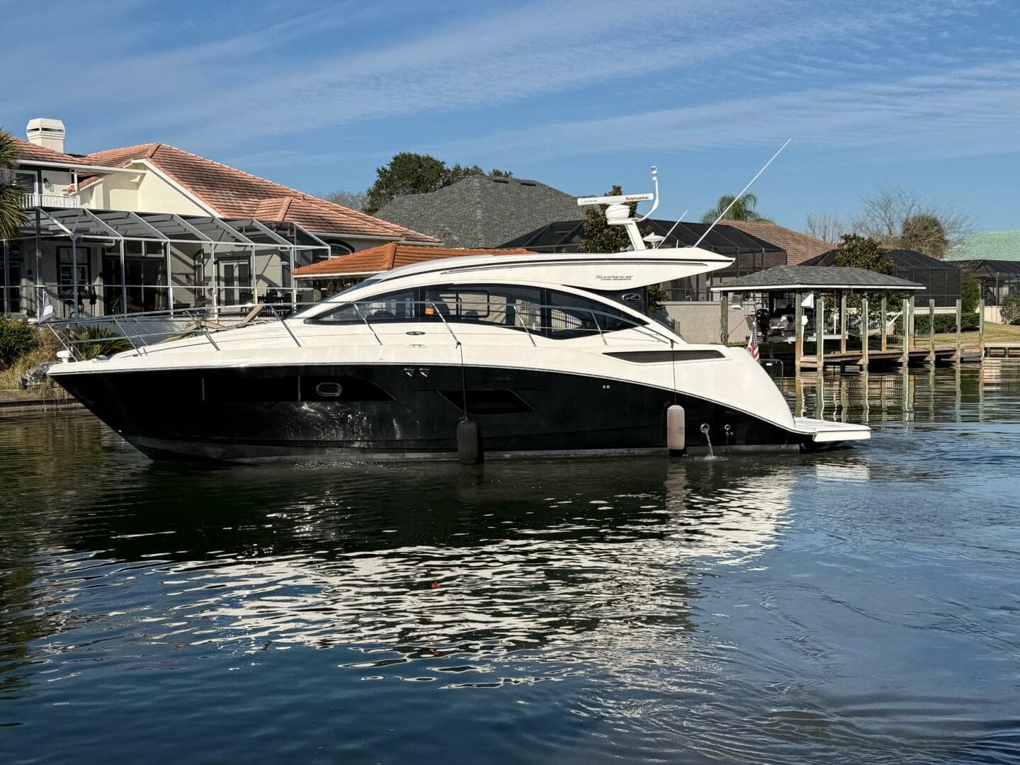 2016 Sea Ray 40 Sundancer — photo 41