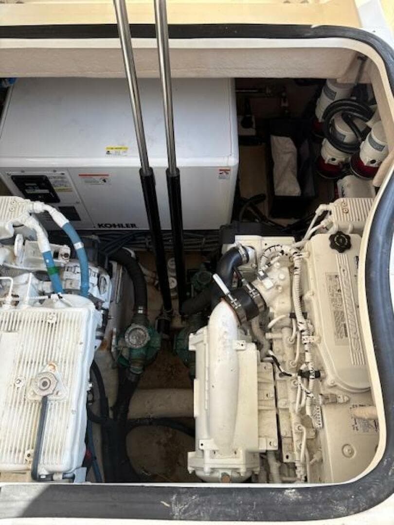 2016 Sea Ray 40 Sundancer — photo 29