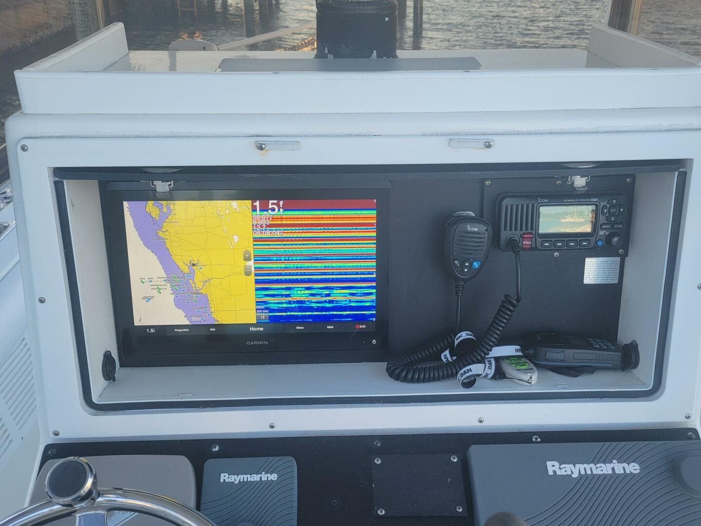 2006 Albin 26 CC — photo 8