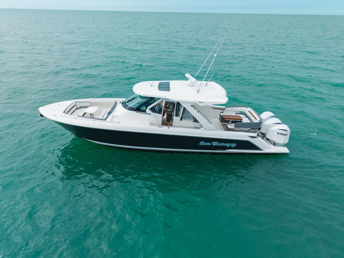 2020 Tiara Sport 38 LS — photo 3