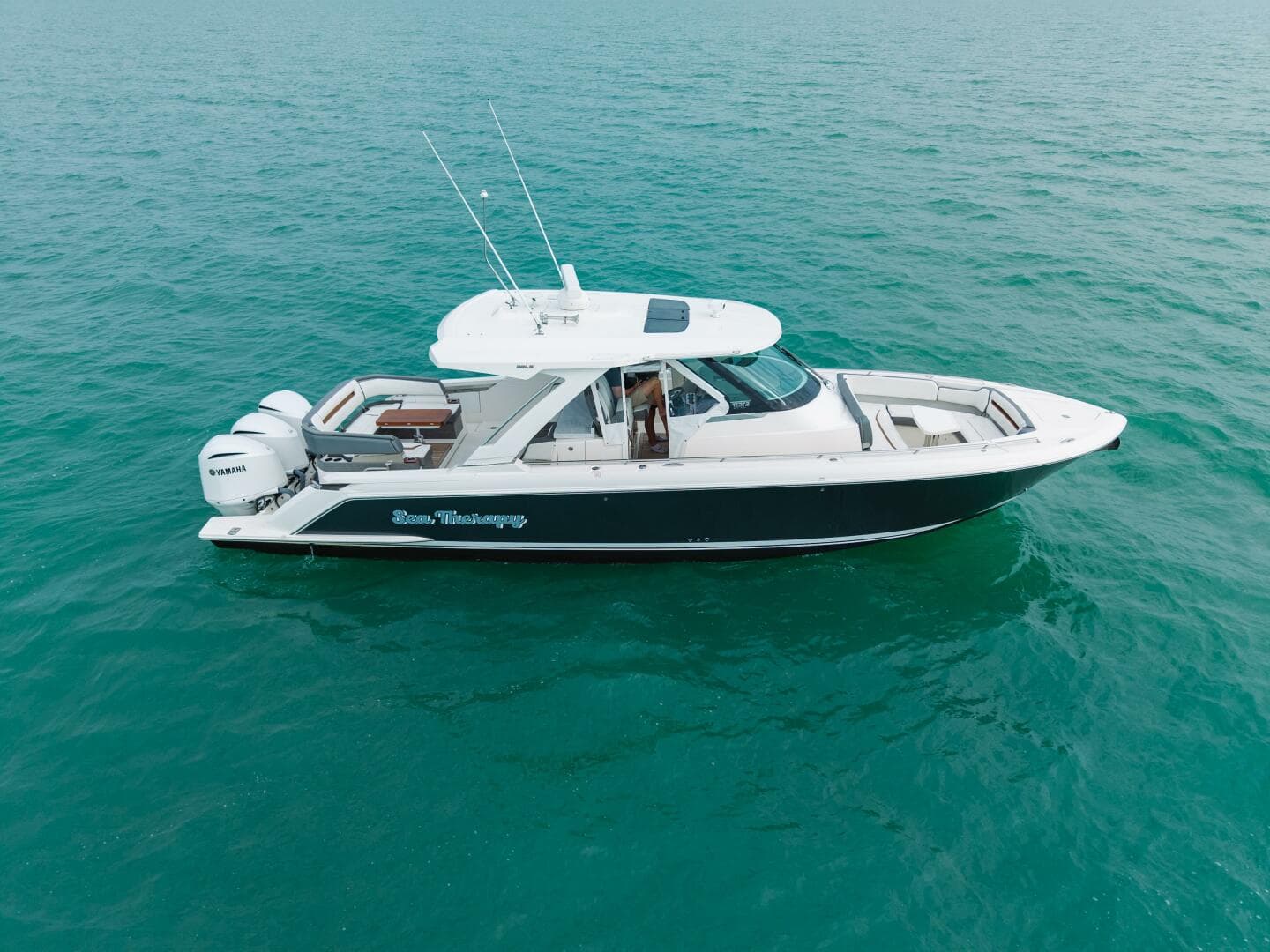 2020 Tiara Sport 38 LS — photo 2