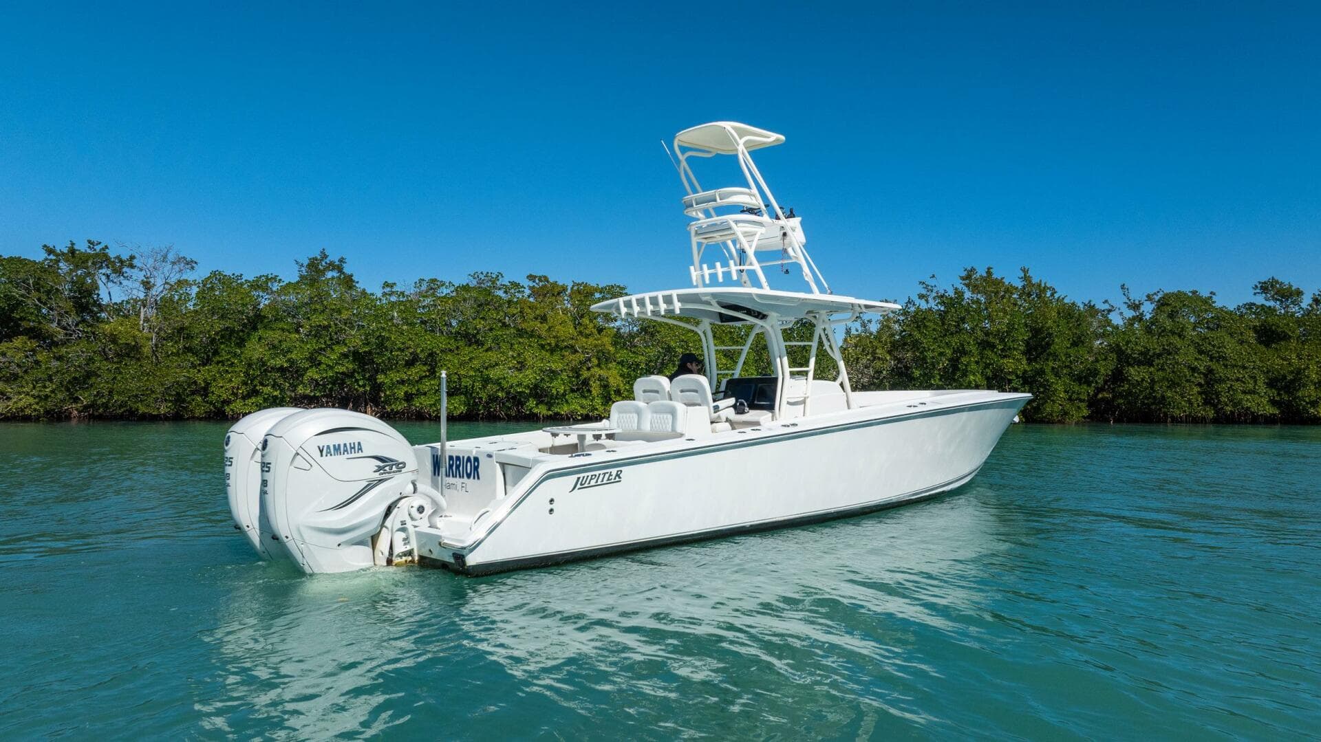 2019 Jupiter 38 Hfs — photo 5