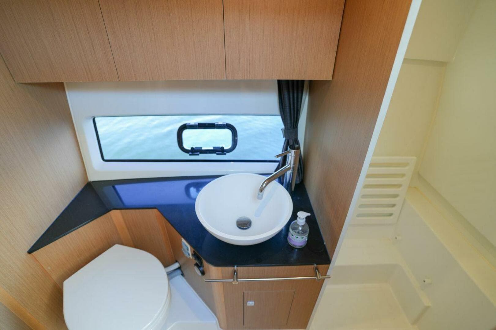 2020 Beneteau Flyer 10 — photo 18