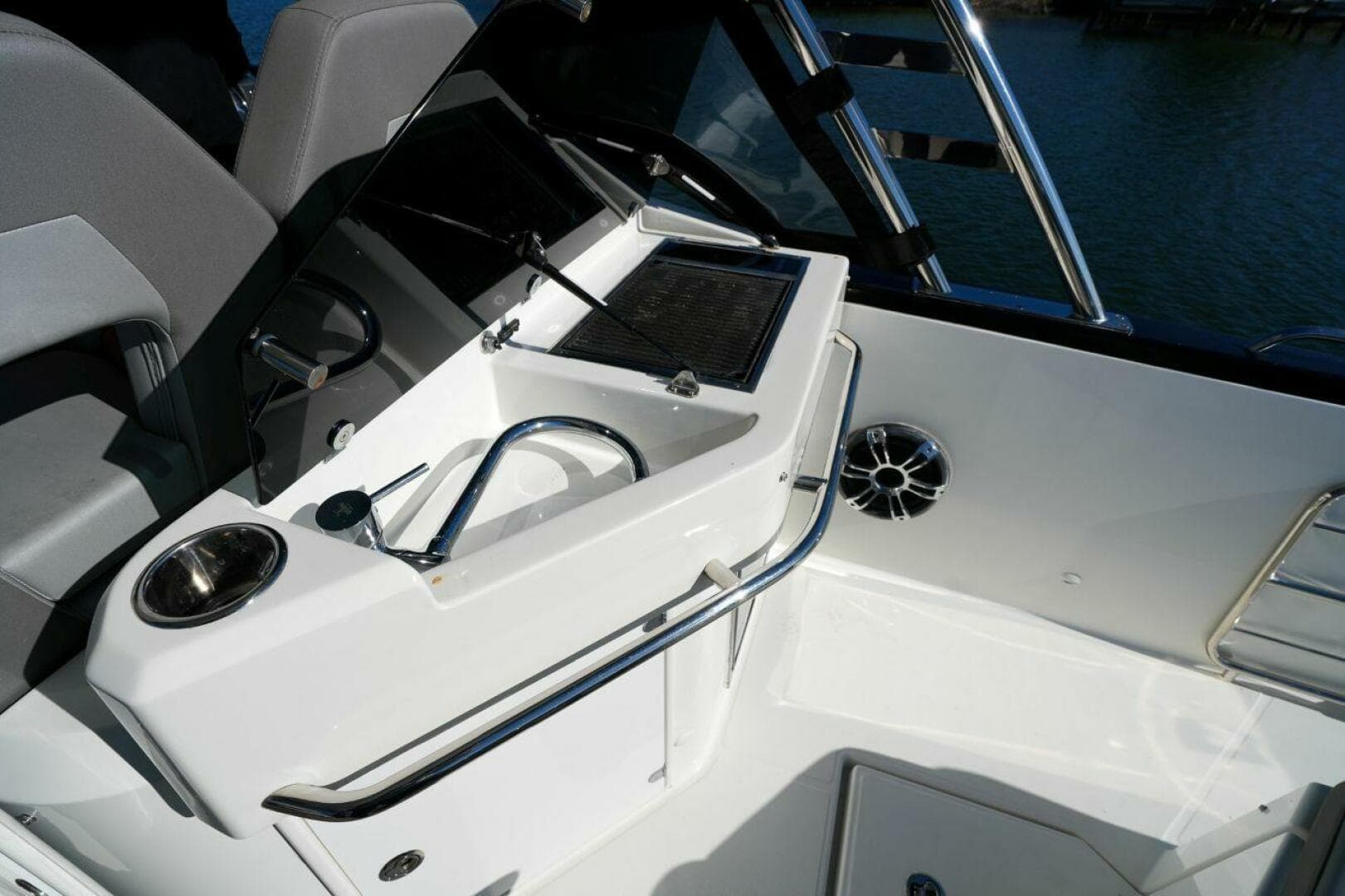 2020 Beneteau Flyer 10 — photo 9