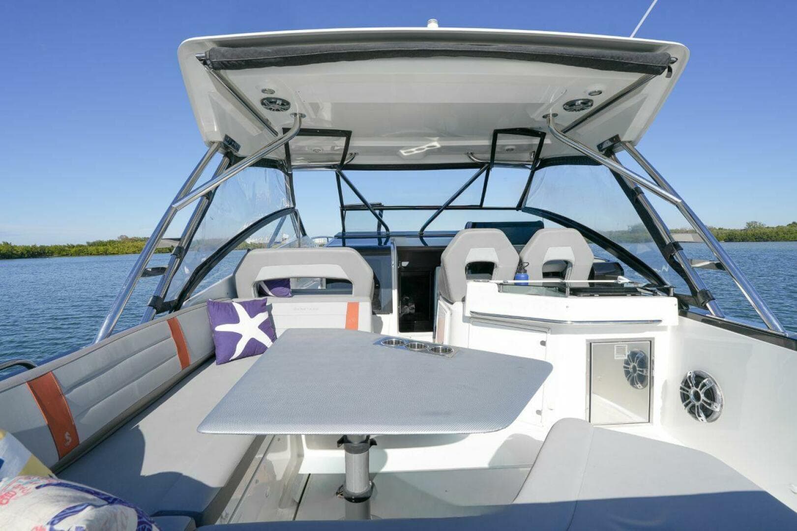 2020 Beneteau Flyer 10 — photo 3
