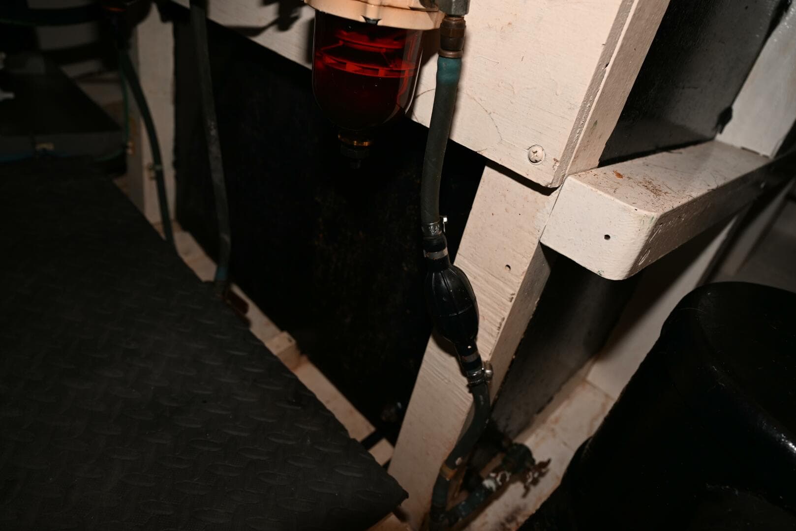 1970 Grand Banks Flybridge Trawler — photo 54